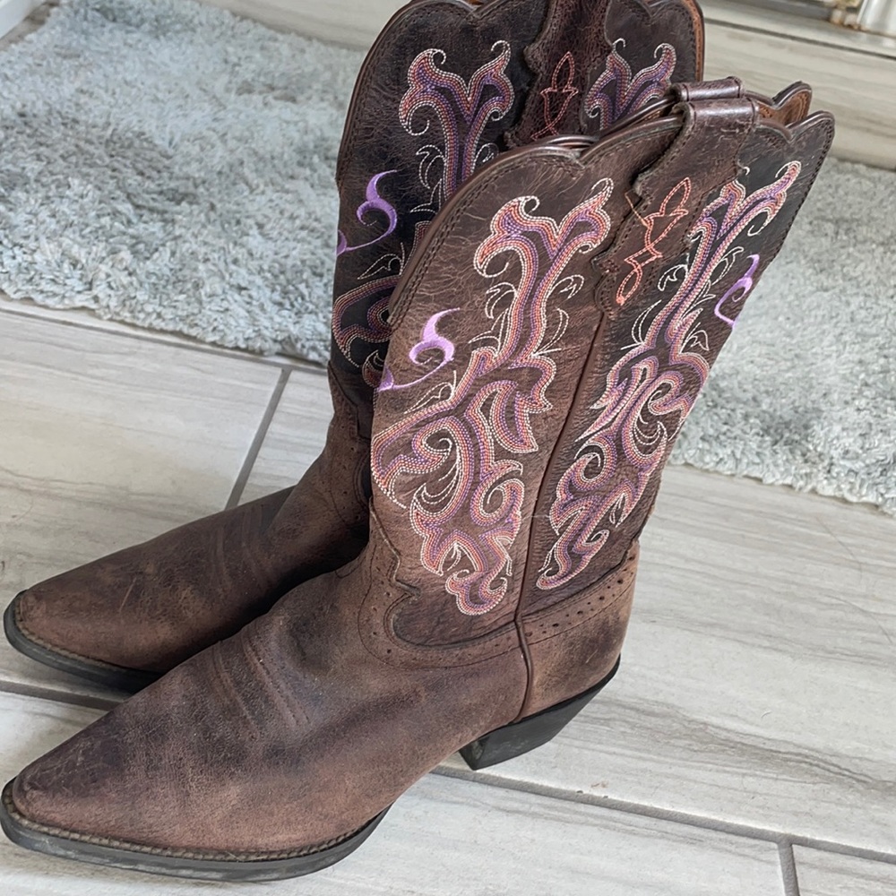 Justin snip toe boots